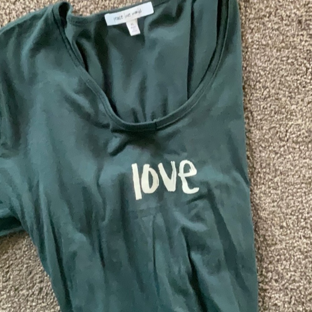 Peace Love World - Love L/S tee